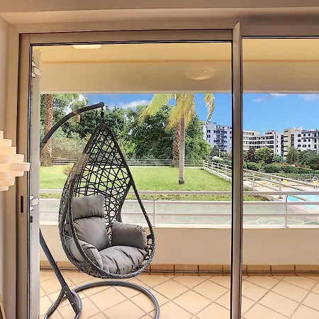 Aidan By Lovelystay פונשל