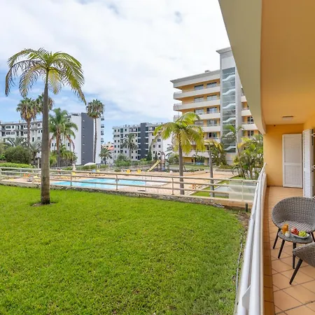 Aidan Poolside Haven By Lovelystay Funchal (Madeira)