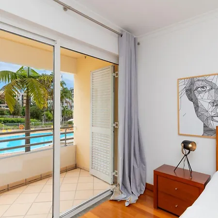Aidan Poolside Haven By Lovelystay Funchal (Madeira)